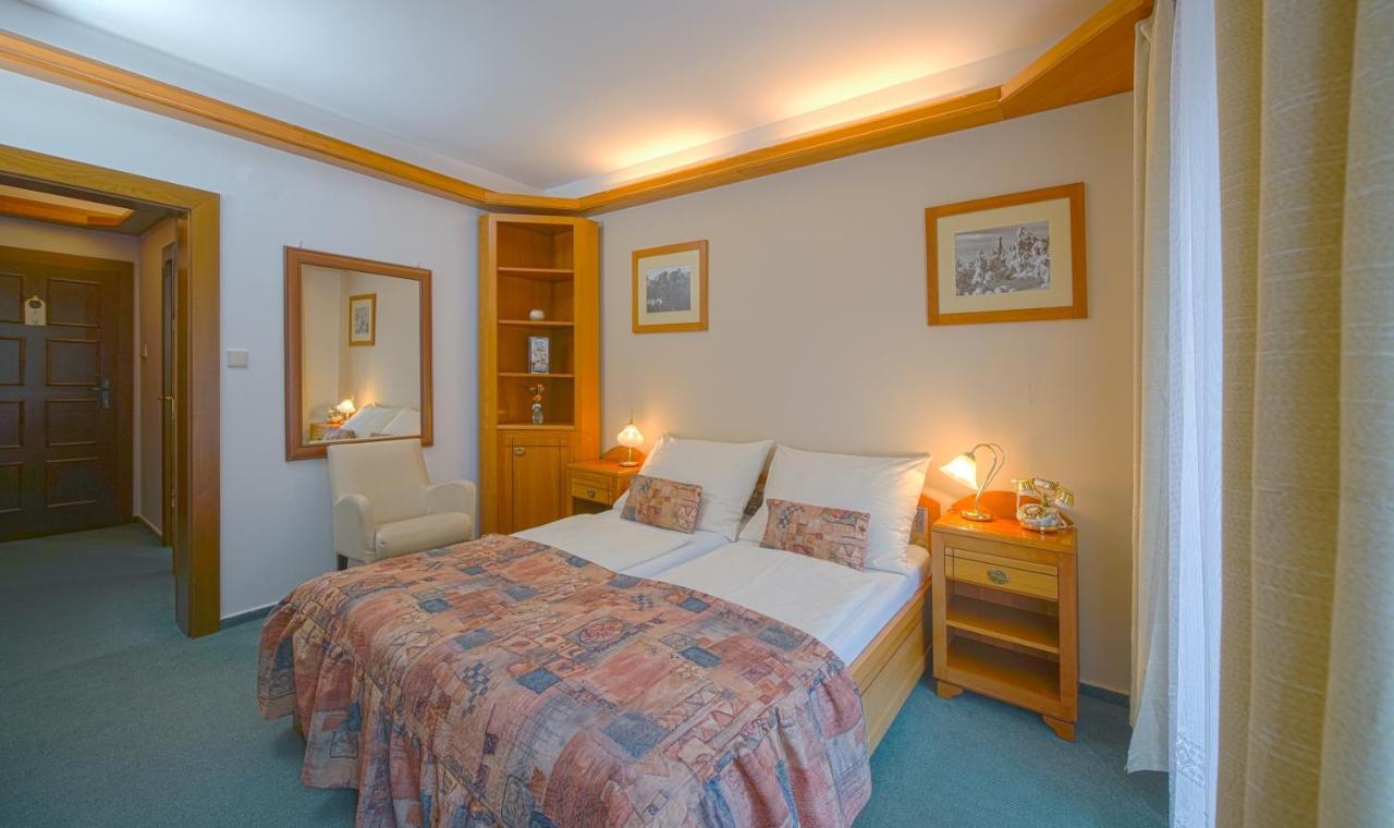 Hotel Praha Hřensko Kültér fotó