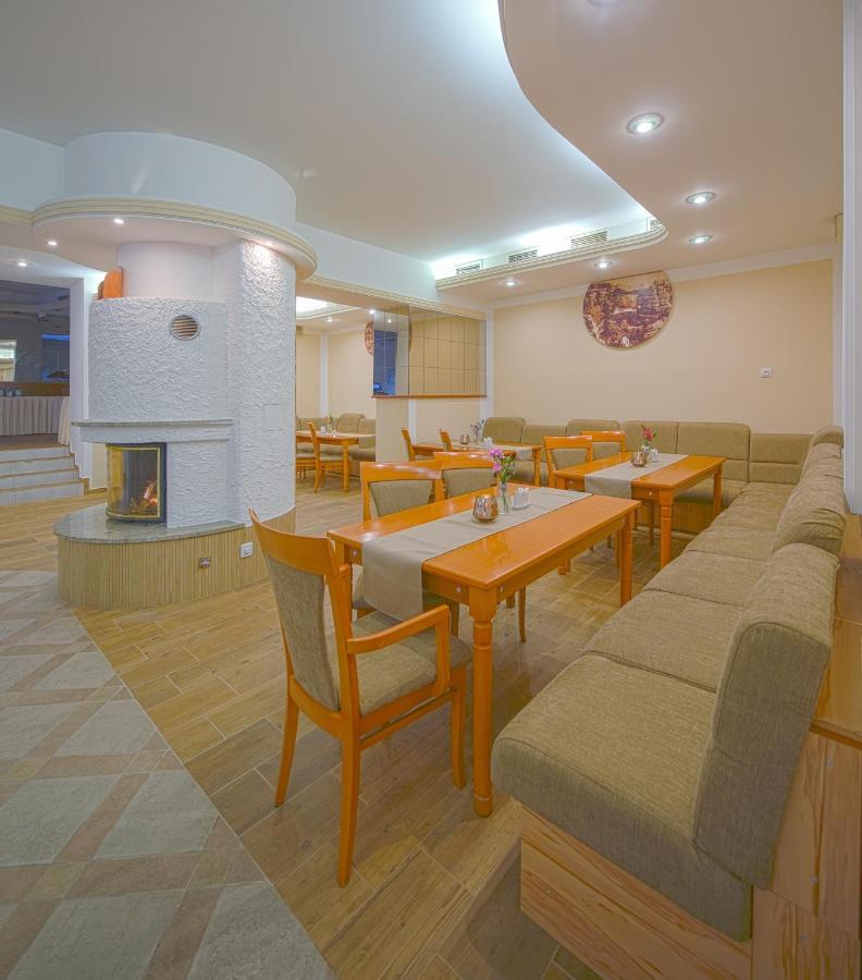 Hotel Praha Hřensko Kültér fotó