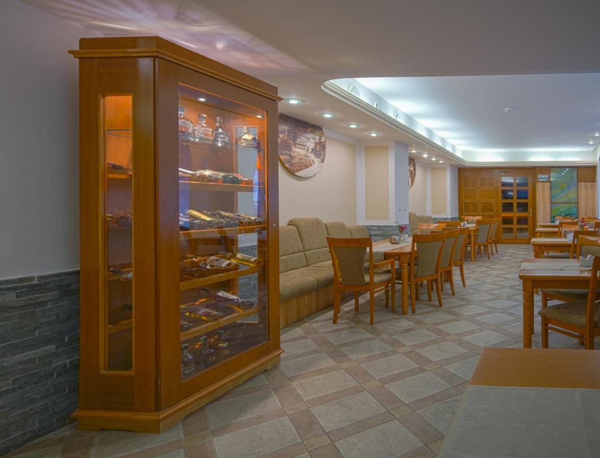 Hotel Praha Hřensko Kültér fotó