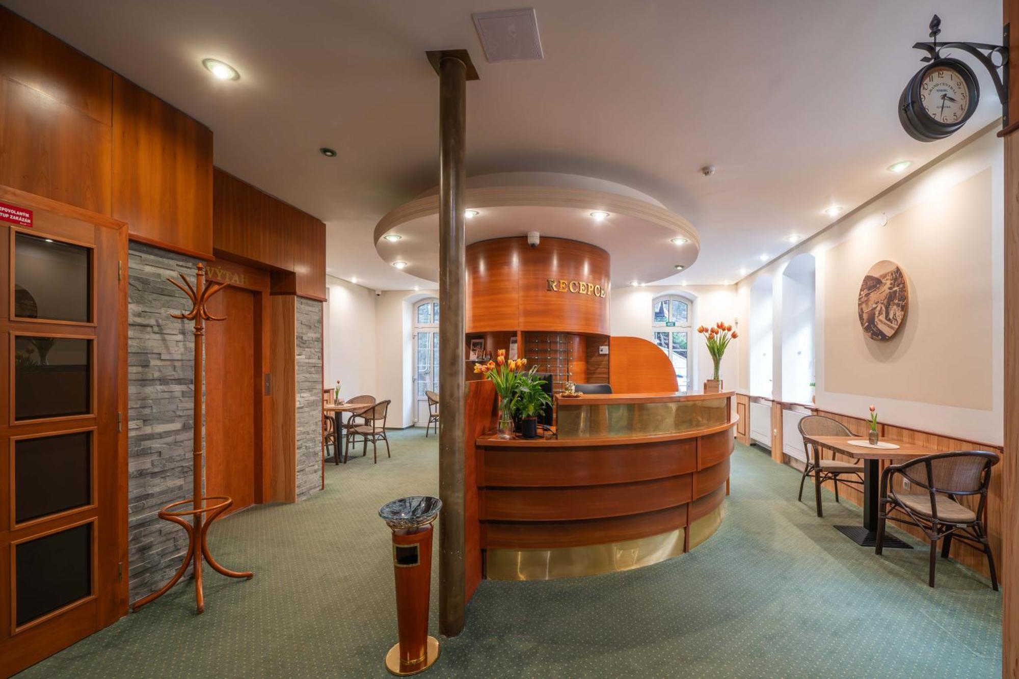 Hotel Praha Hřensko Kültér fotó